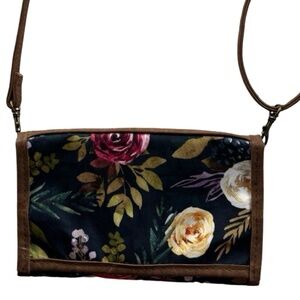 Donna Sharp Wildberry Sydney Tri-Fold Wallet Crossbody Purse